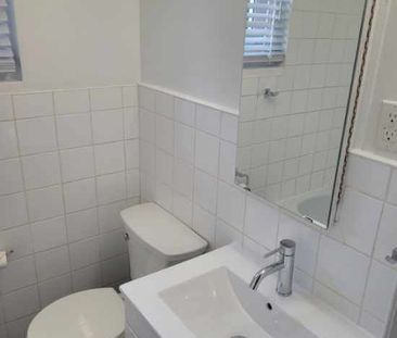 For Lease - 1009 Byron Street Unit# 1, Whitby, Ontario - Photo 6