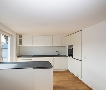 Geräumige Dachgeschoßwohnung mit Garten direkt am Mühlbach - Foto 2