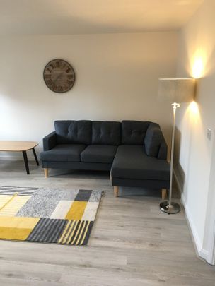 2 Bed Flat, Mistle Court, CV4 - Photo 1