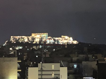 Ρετιρέ Πολυτελές Ανακαινισμένο loft προς ενοικίαση στο Μεταξουργείο - Φωτογραφία 3