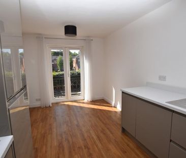 3 bedroom townhouse to rent - Photo 4