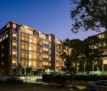 Modern Studio Living with Secure Parking in Prime Redfern - Photo 1