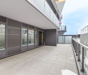 For Lease - 333 Sunseeker Avenue Unit# 138, Innisfil, Ontario - Photo 3