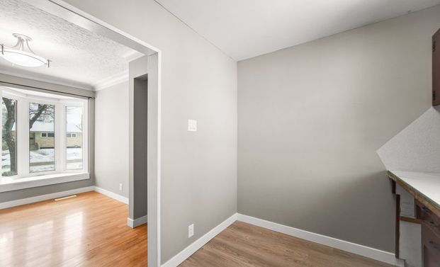 963 Centennial - Photo 1
