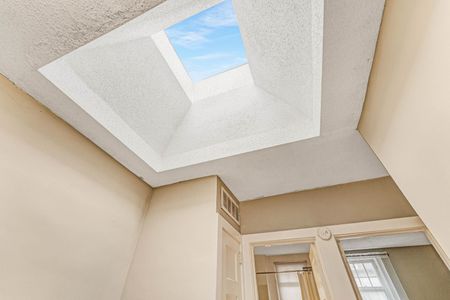 For Lease - 461 Slater Street, Ottawa Centre, Ontario - Photo 3