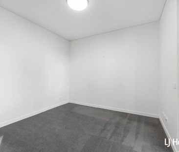8/41 Chandler Street, Belconnen ACT 2617 - House For Rent | Domain - Photo 4