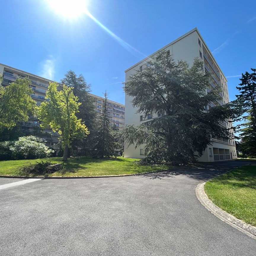 Location appartement 5 pièces, 105.00m², Reims - Photo 1