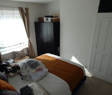 Terraced House to rent on - Photo 3