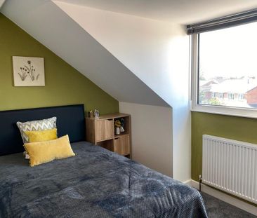 1 bedroom in a house share to rent - Photo 2