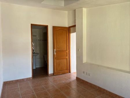 Location Appartement 3 pièces 45m² BRIGNOLES 83170 - Photo 4