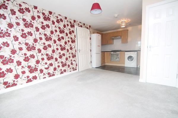 Tangmere 2 bedroom apartment to rent - Photo 1