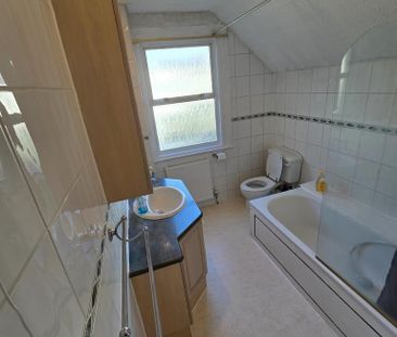 2 bedroom house to rent - Photo 3