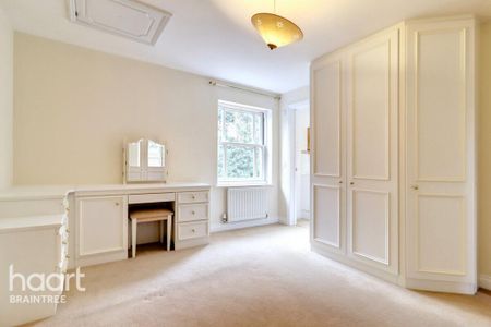 5 bedroom detached house to rent - Photo 3