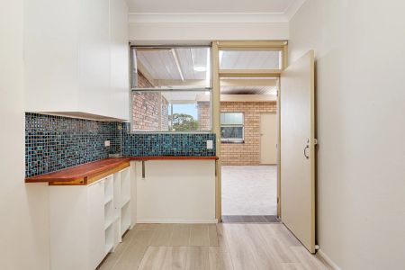 Updated Two-Bedroom Flat Moments to Lightrail - Photo 4