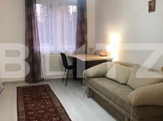 Apartament de inchiriat cu 3 camere decomandate, 60 mp, loc de parcare, zona Unirii - Photo 1