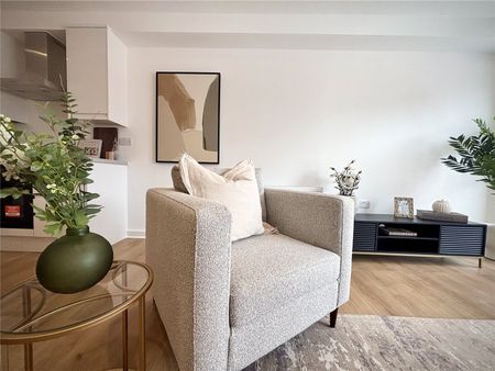 Victoria Road, Aldershot, Hampshire, GU11 - Photo 3