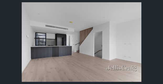 Light, Space, Lifestyle – Ultra Modern Townhouse - Photo 1