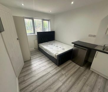 1 bedroom detached house to rent - Photo 3