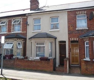 2 Bed Terraced House, Kensington Road, RG30 - Photo 2