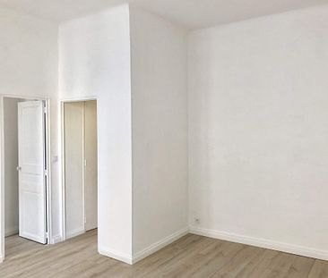 Appartement 3 pièces 52m2 MARSEILLE 8EME 950 euros - Photo 6