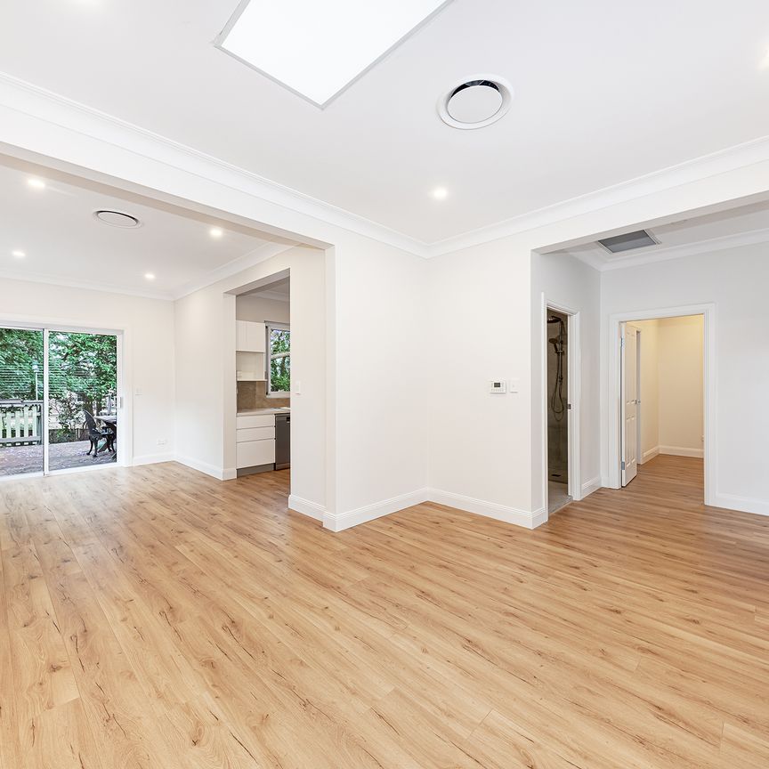 201 Eastern Valley Way, Middle Cove NSW 2068 - House For Rent | Domain - Photo 1