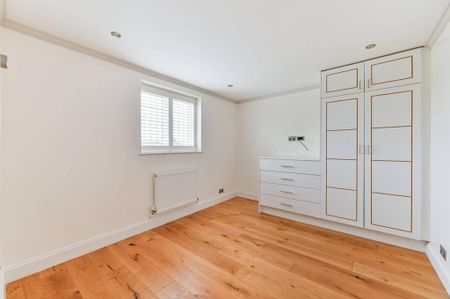 3 bedroom end of terrace house to rent - Photo 3