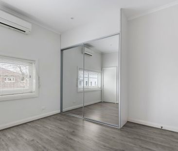 One Bedroom Apartment with Parking in Prime Location - Photo 1