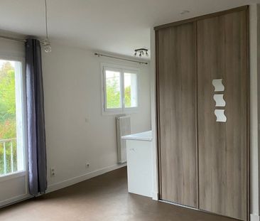 Location Appartement 1 pièce 25m² ANGOULEME 16000 - Photo 2