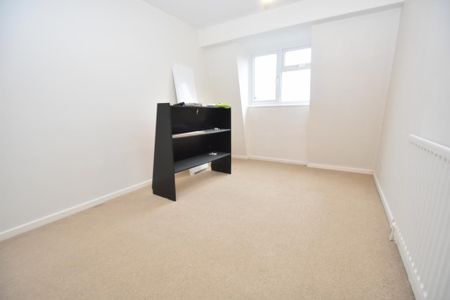 4 bedroom house to rent - Photo 2