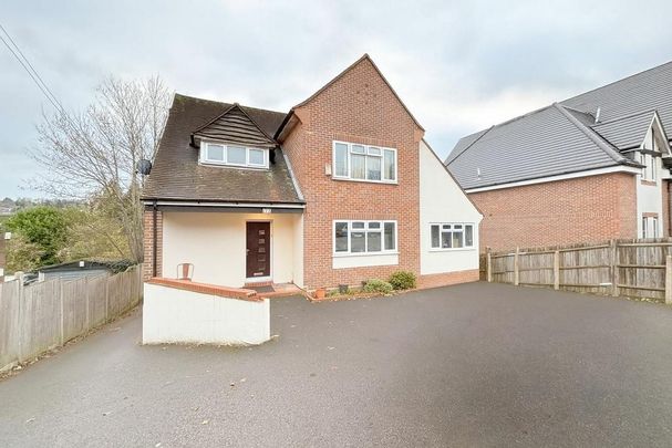 1 bedroom in a house share to rent - Photo 1