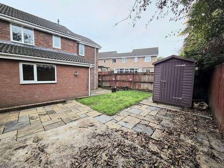 Vale Reach, Pencoed, Bridgend, Bridgend County, CF35 - Photo 5