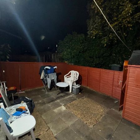 2 Bed Flat, Morena Street, SE6 - Photo 4