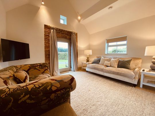 North Lane, Ashbourne, Brailsford - Photo 1