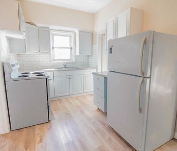 SPACIOUS 2 BEDROOM APARTMENT FOR RENT IN WELLAND!! - Photo 5