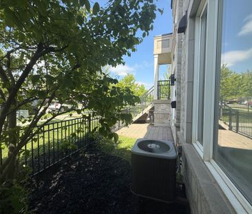 For Lease - 5055 Oscar Peterson Boulevard Unit# 8, Mississauga, Ont... - Photo 2