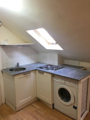 Studio Flat, Woodlands Road, IG1 - Photo 1