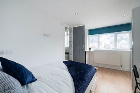 Crichton Avenue, Wallington - Photo 4