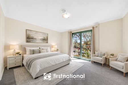 IMMACULATE TOWNHOUSE! - Photo 4