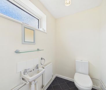 3 bedroom terraced house to rent - Photo 6