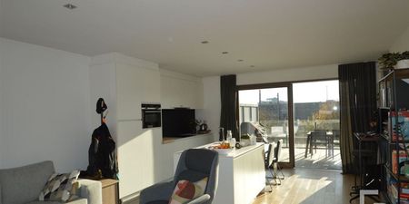 Duplex te huur in Poperinge voor € 810 met 2 slaapkamers - Photo 2