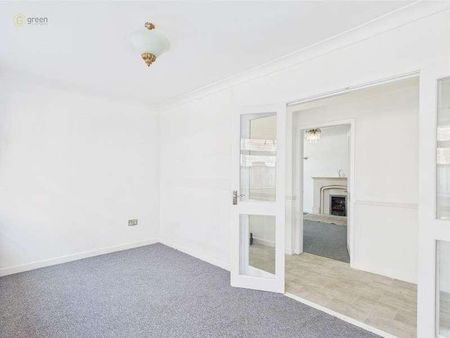 Edge Hill Road, Sutton Coldfield, B74 - Photo 2