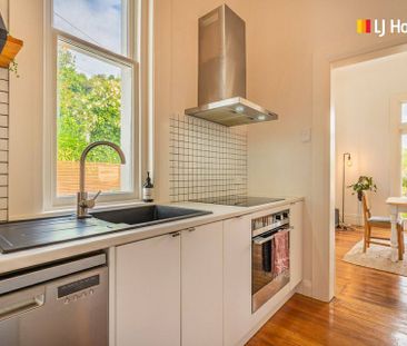 Stylish 3-Bedroom Brick Home for Rent - Photo 4