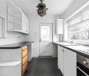 3 bedroom semi-detached house to rent - Photo 4