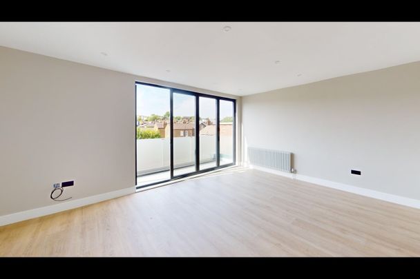 2 Bed Penthouse, Elm Grove, SW19 - Photo 1
