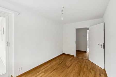 frisch sanierte 4-Zimmer-Wohnung in ruhiger Liegenschaft - Photo 2