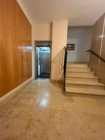 Piso de alquiler en Casco Histórico - Photo 2