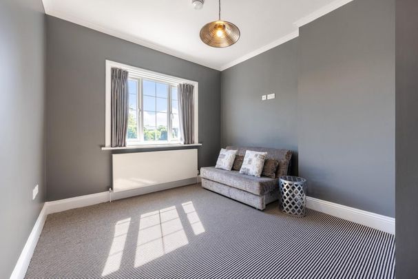 4 bedroom semi-detached house to rent - Photo 1