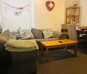 4 Bed Terraced House, William Street, CH44 - Photo 3