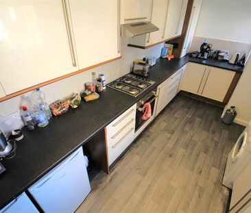 Estcourt Avenue, Headingley, LS6 3ET, Leeds - Photo 6