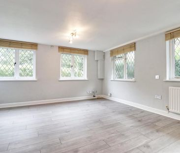 2 bedroom cottage to rent - Photo 2